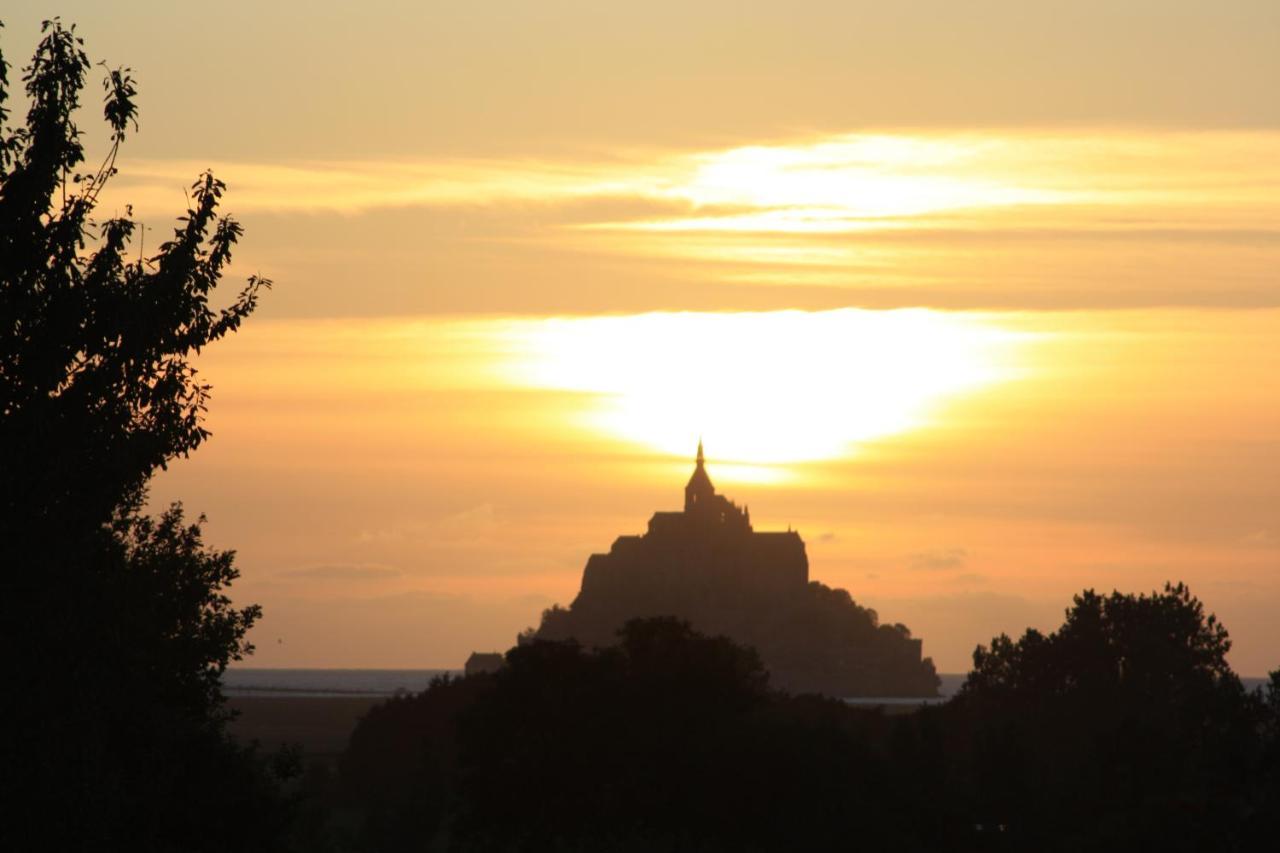 L'Aurore De La Baie, Vue Sur Le Mont-Saint-Michel Huisnes-sur-Mer Exteriér fotografie